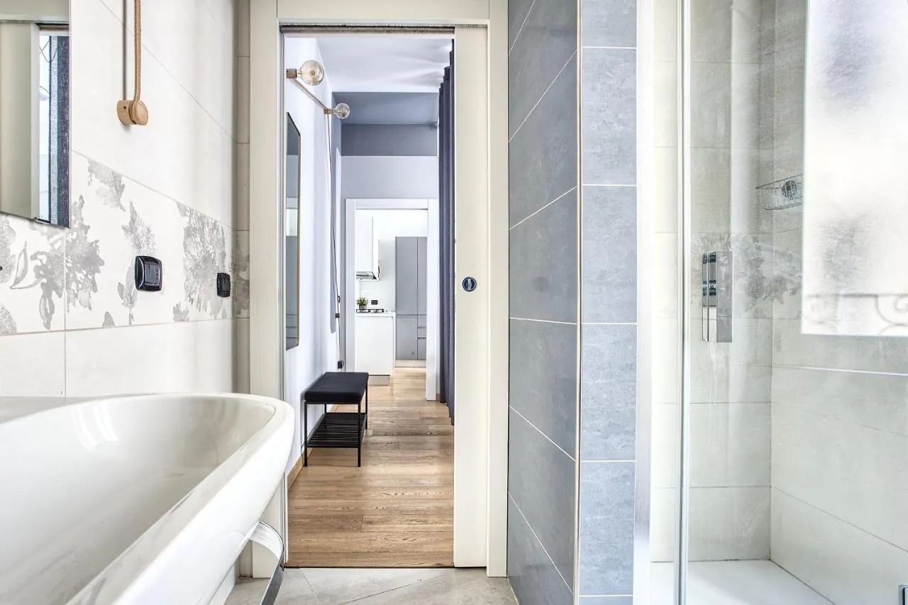 Joivy Elegant Flat Easy Access To Centre Apartment Milan Italy